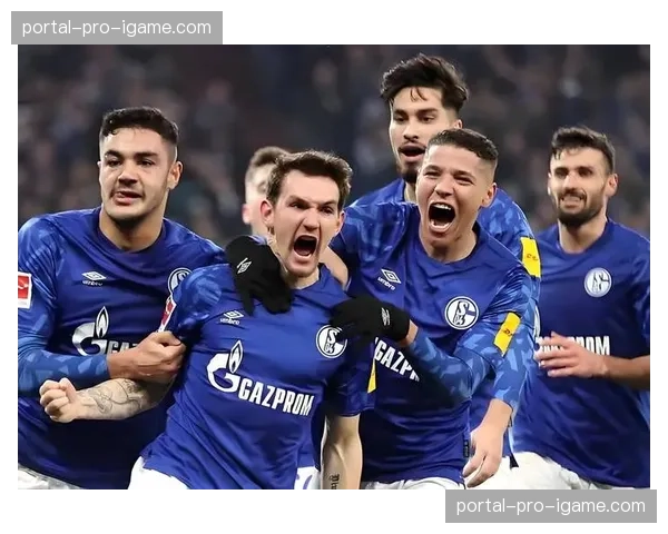 历史回顾：2013与2023，对比分析多特蒙德两次在三月对拜仁造成威胁的战术异同