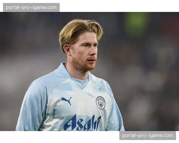 天空体育专访德布劳内:谈论职业生涯末期与未来规划 天空体育专访德布劳内:谈论职业生涯末期与未来规划