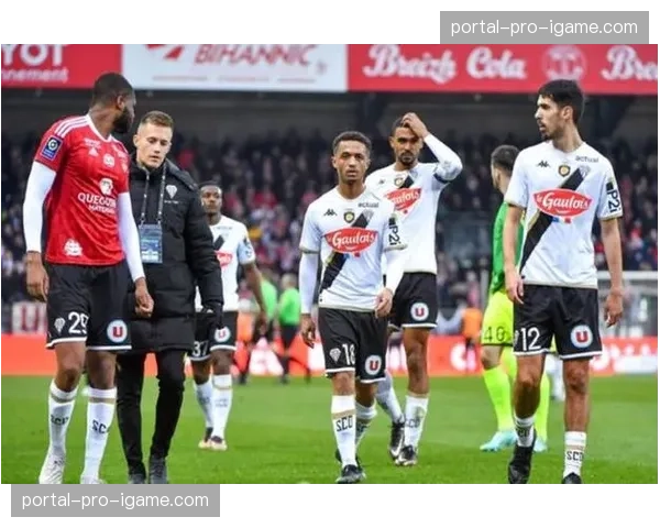 法甲第31轮全面开战，争冠保级形势进入关键阶段